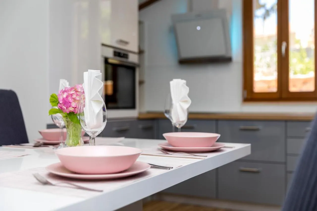 Vacation House Orange Veli Lošinj بيت للعطل